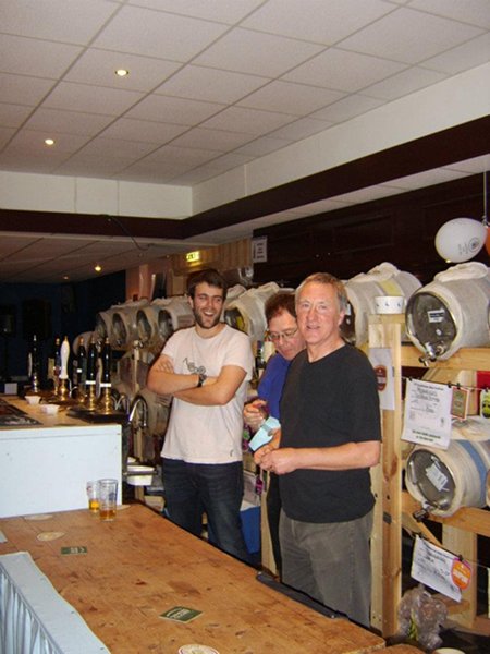 Staff_Behind_the_Bar