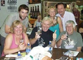 Group_Drinking_at_GBBF