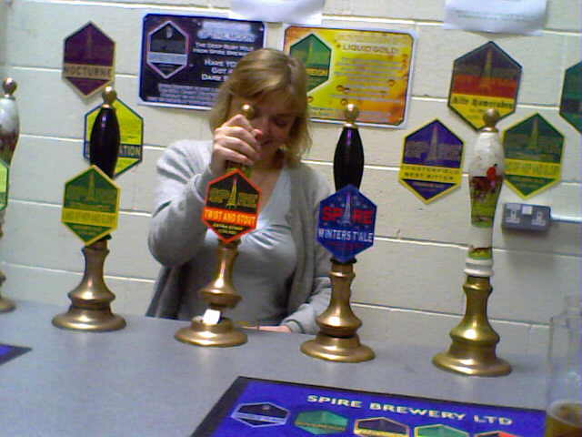 Pulling_pints